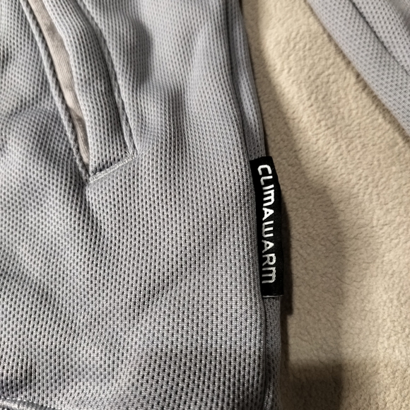 adidas Gray Half-Zip Pindot Sweatshirt  with Black Stripes. - Picture 9 of 15